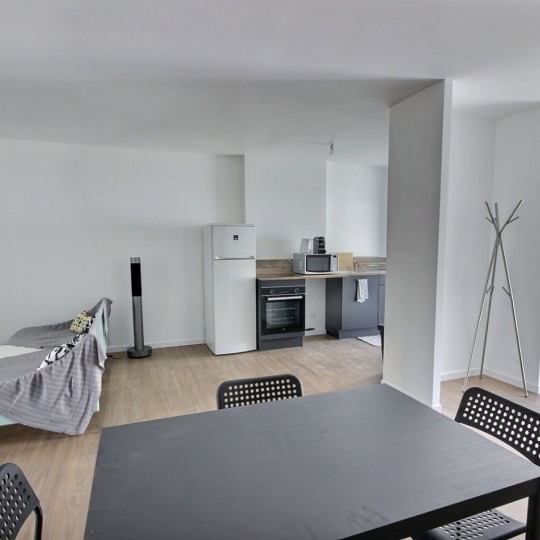  Annonces STETIENNE : Appartement | SAINT-ETIENNE (42000) | 46 m2 | 558 € 