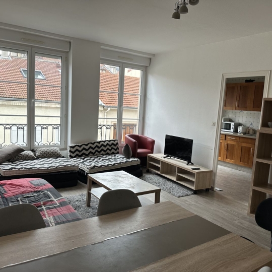  Annonces STETIENNE : Appartement | SAINT-ETIENNE (42000) | 85 m2 | 720 € 