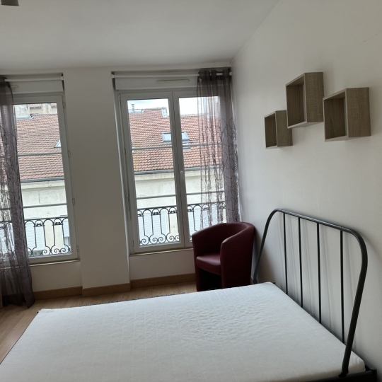  Annonces STETIENNE : Appartement | SAINT-ETIENNE (42000) | 85 m2 | 720 € 