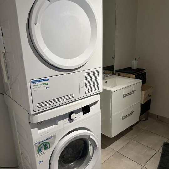  Annonces STETIENNE : Appartement | SAINT-ETIENNE (42000) | 85 m2 | 720 € 