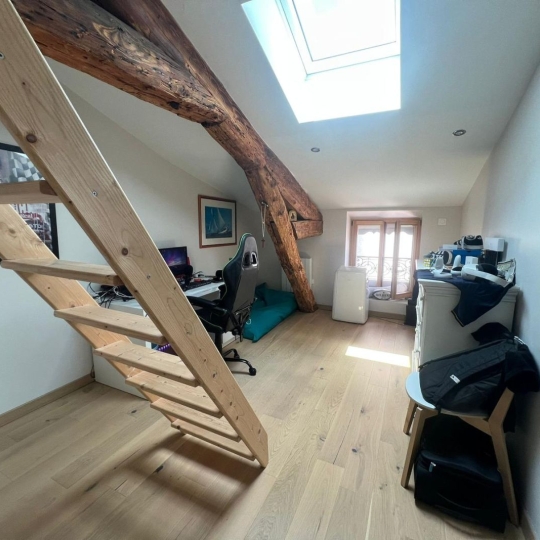  Annonces STETIENNE : Appartement | SAINT-ETIENNE (42000) | 149 m2 | 359 000 € 