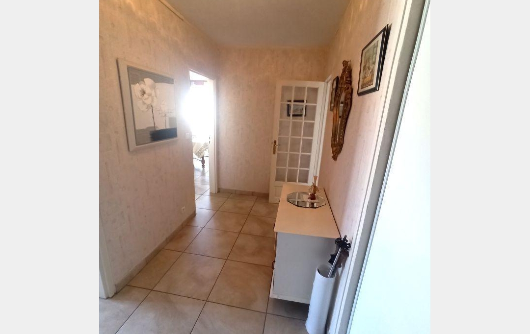 Annonces STETIENNE : Appartement | SAINT-ETIENNE (42100) | 62 m2 | 89 000 € 