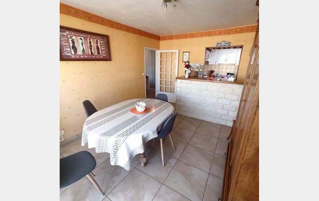 Annonces STETIENNE : Appartement | SAINT-ETIENNE (42100) | 62 m2 | 89 000 € 