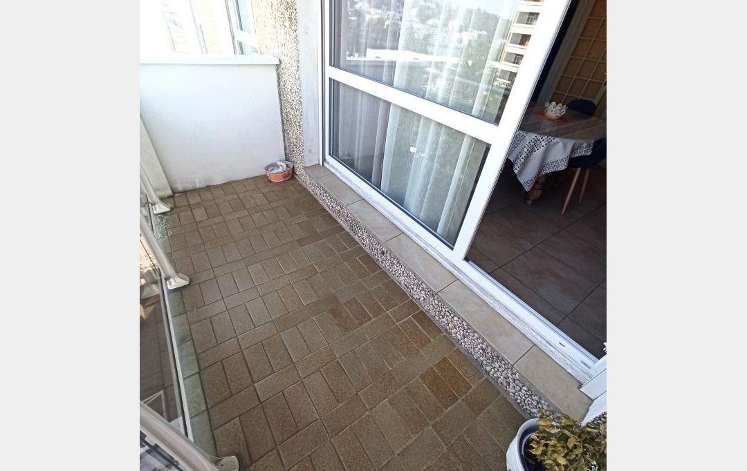 Annonces STETIENNE : Appartement | SAINT-ETIENNE (42100) | 62 m2 | 89 000 € 
