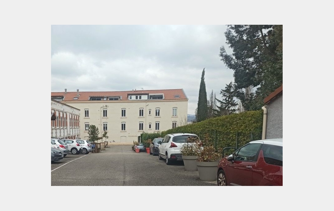 Annonces STETIENNE : Appartement | SAINT-CHAMOND (42400) | 77 m2 | 119 000 € 