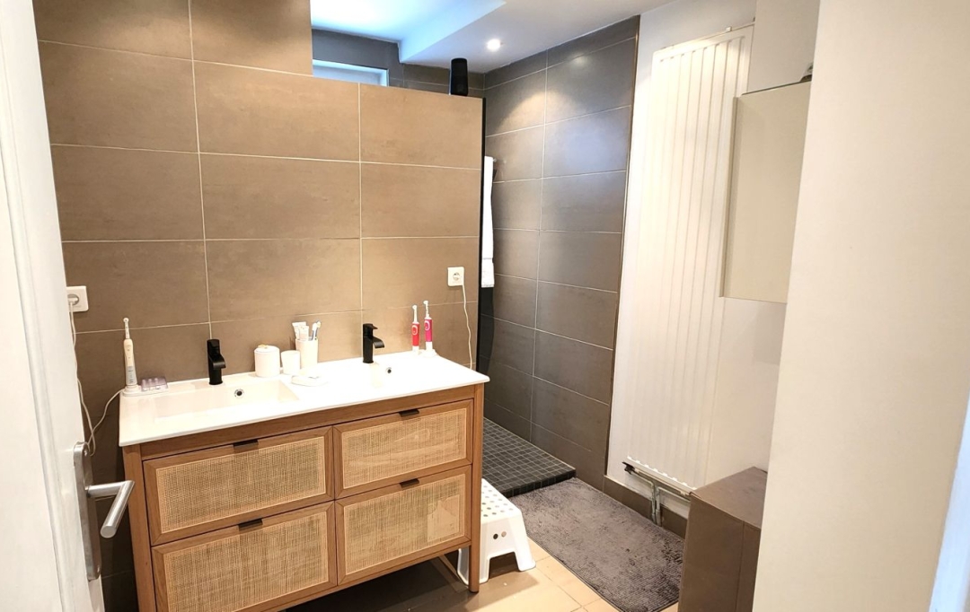 Annonces STETIENNE : House | SAINT-JUST-SAINT-RAMBERT (42170) | 160 m2 | 389 000 € 