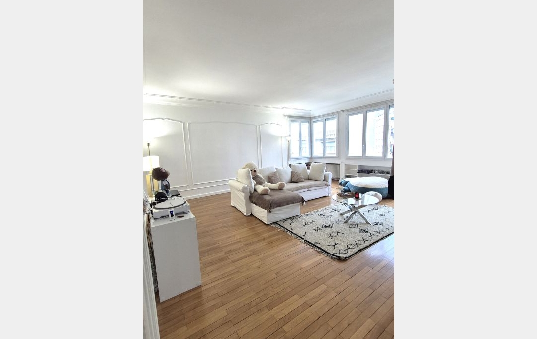 Annonces STETIENNE : Appartement | SAINT-ETIENNE (42000) | 111 m2 | 219 000 € 