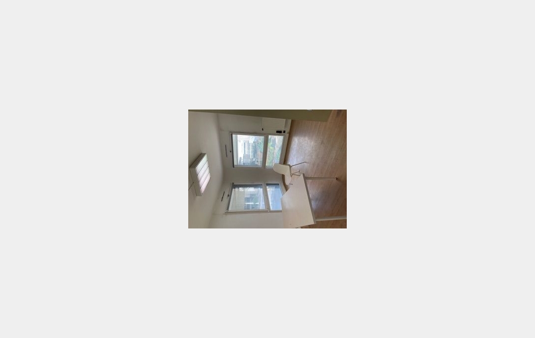 Annonces STETIENNE : Appartement | SAINT-ETIENNE (42100) | 105 m2 | 54 000 € 