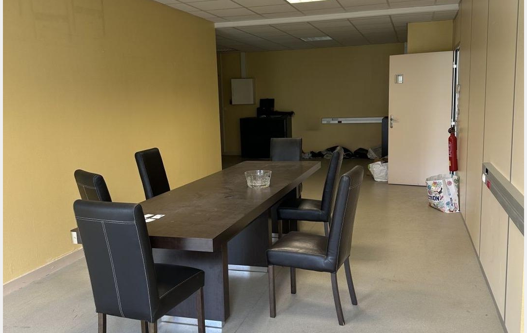 Annonces STETIENNE : Autres | SAINT-ETIENNE (42100) | 105 m2 | 56 000 € 