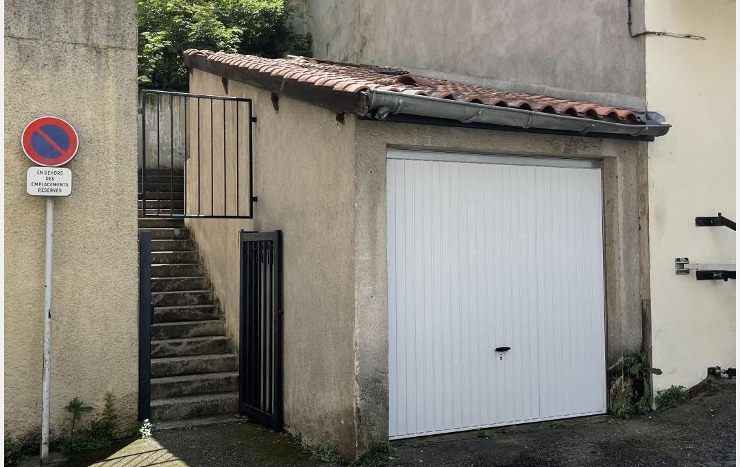 GREEN IMMOBILIER : Parking | RIVE-DE-GIER (42800) | 13 m2 | 6 500 € 