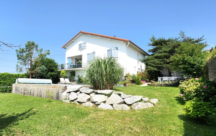  Annonces STETIENNE House | SAINT-JUST-SAINT-RAMBERT (42170) | 160 m2 | 389 000 € 