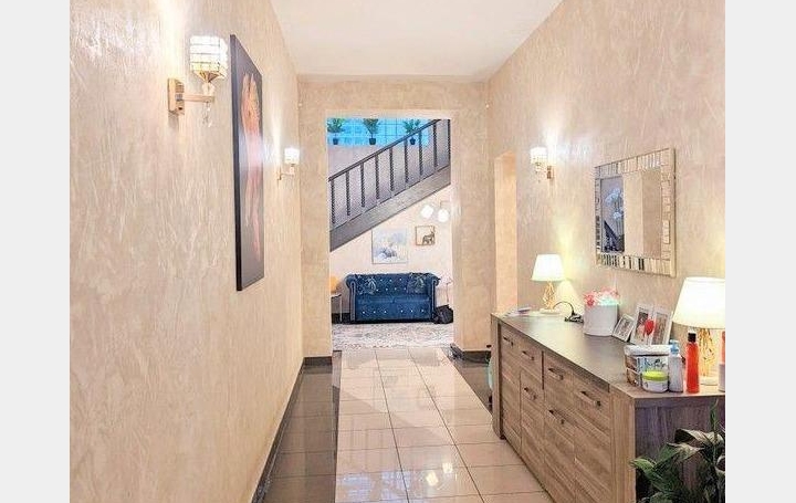  GREEN IMMOBILIER Domaines / Propriétés | LA RICAMARIE (42150) | 350 m2 | 477 000 € 
